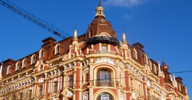 “Leiptsig” hotel is the finest building with copper roofing in Kiev in 24/39, Proreznaya Str.